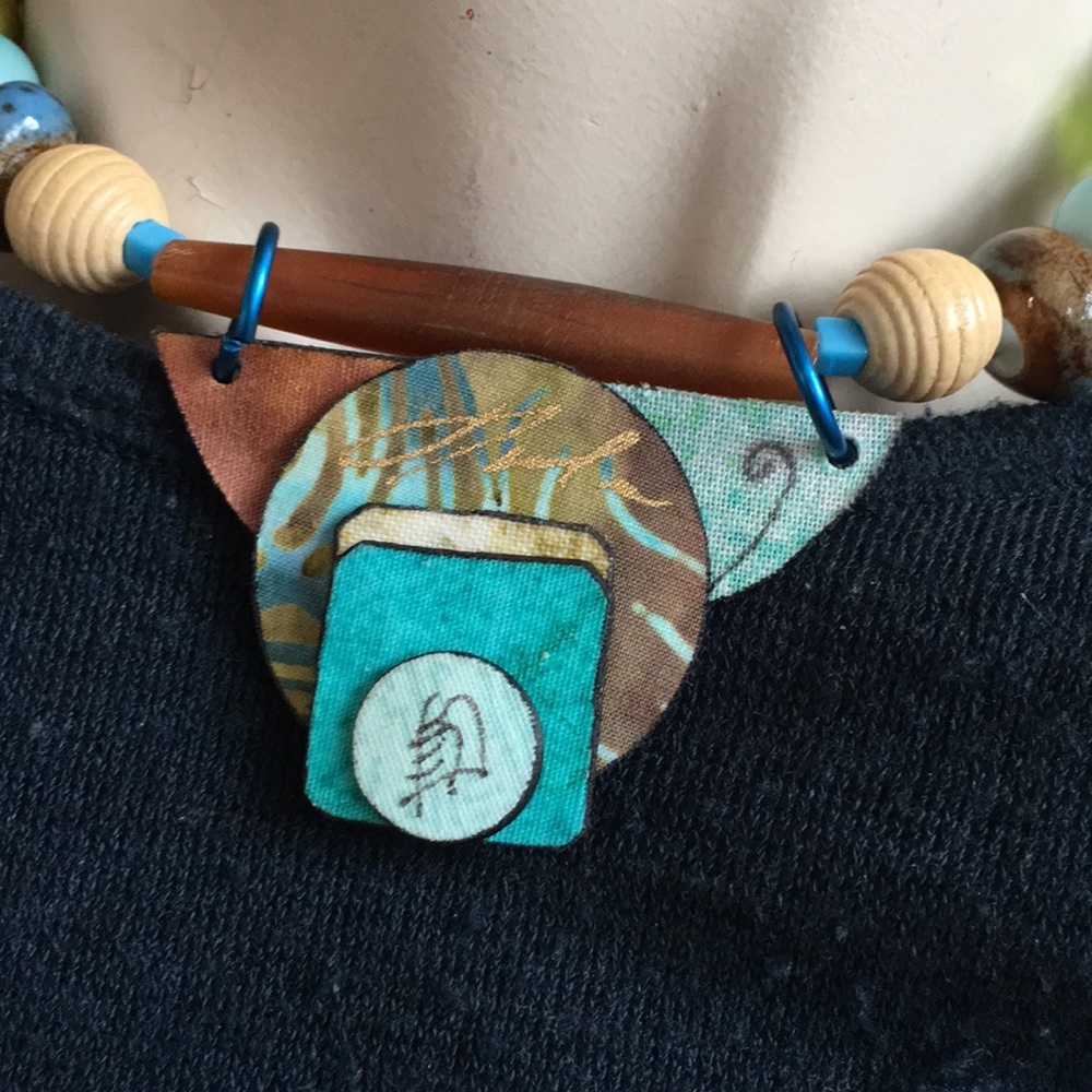 Necklace - Picture 3 of 6